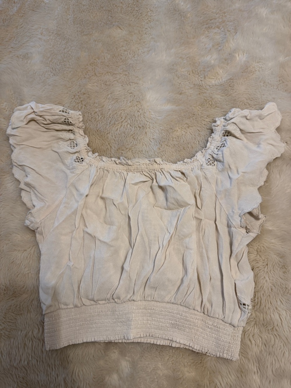 Astr Cream Off-Shoulder Lace-Trim Cropped Top